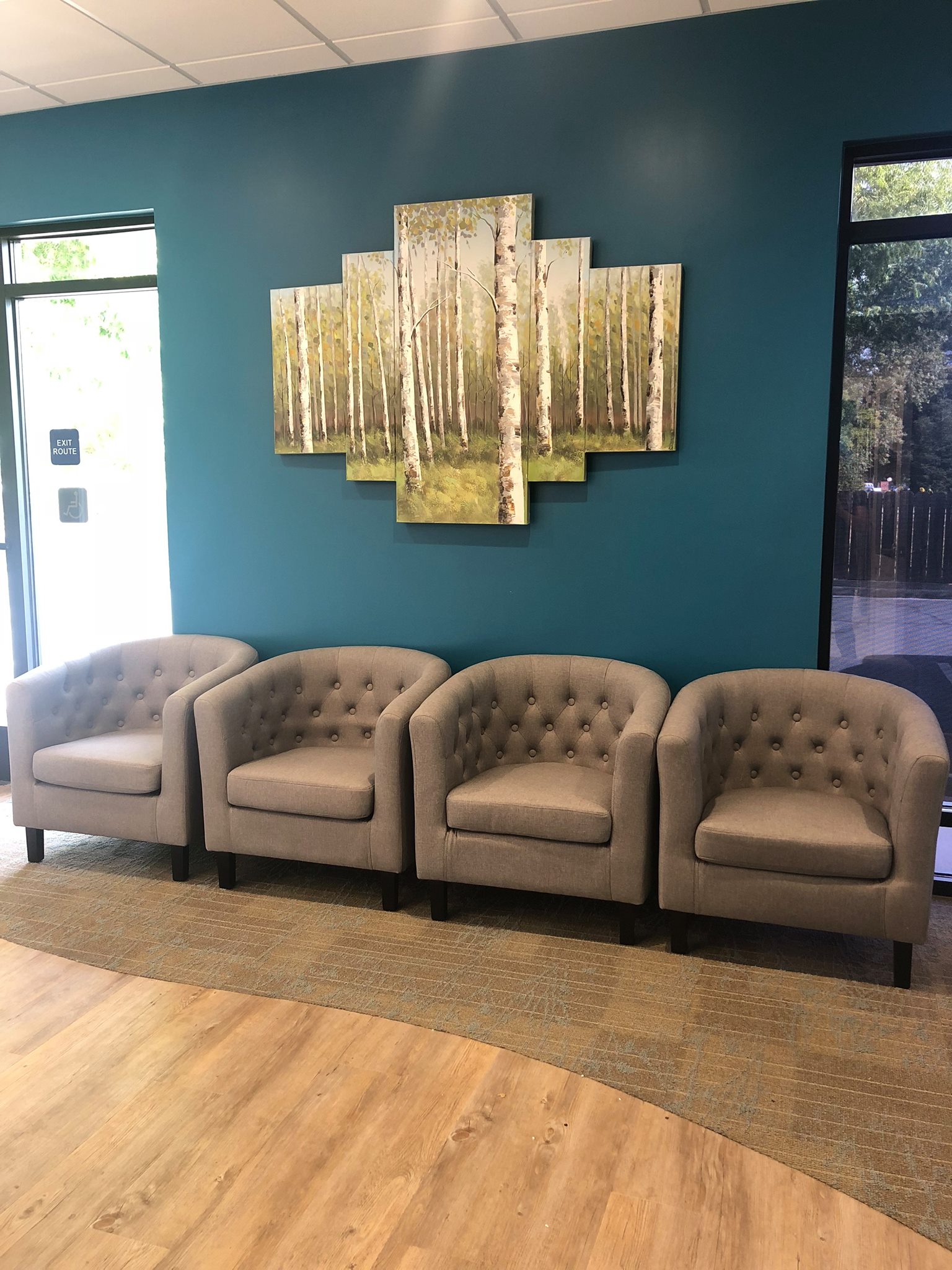 Comfortable waiting area at Forever Smiles Turlock